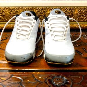 Nike Air Max TN, White, Gray and Black sz.9.5